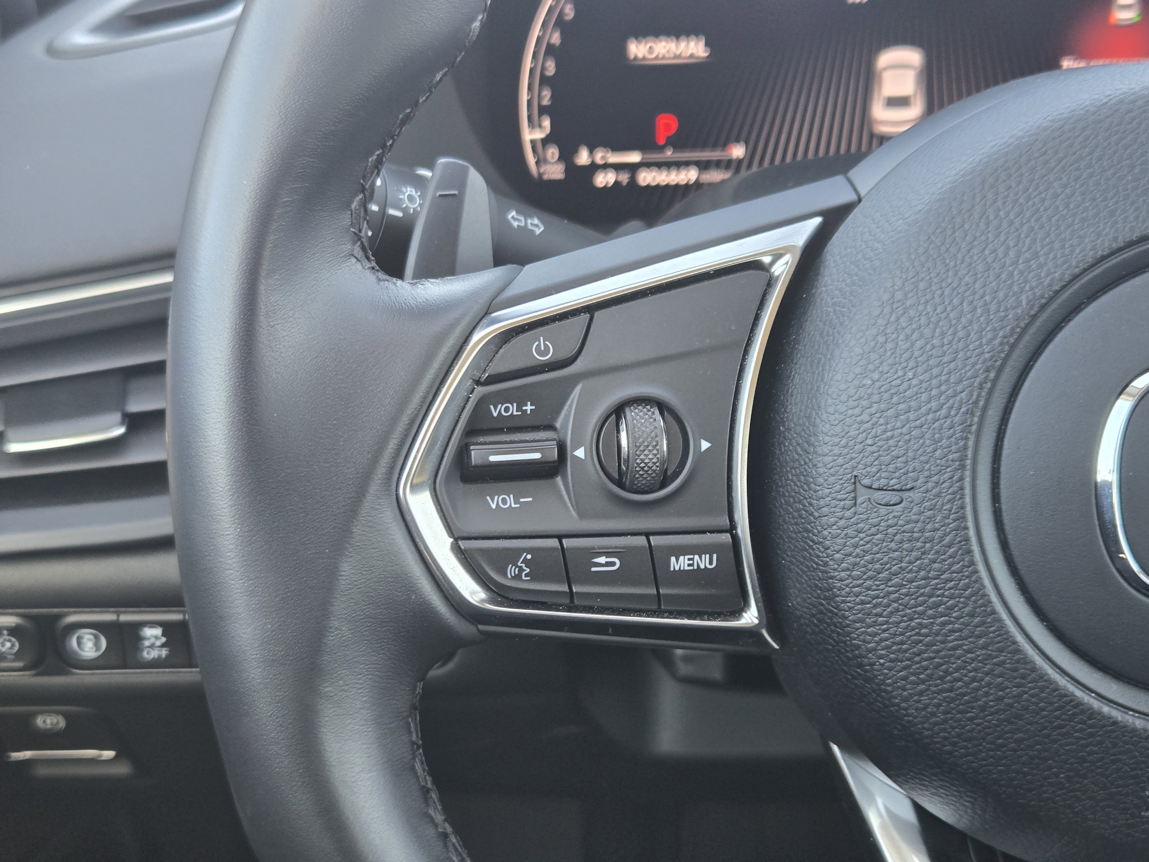 Certified 2025 Acura TLX w/ Technology Package image 36