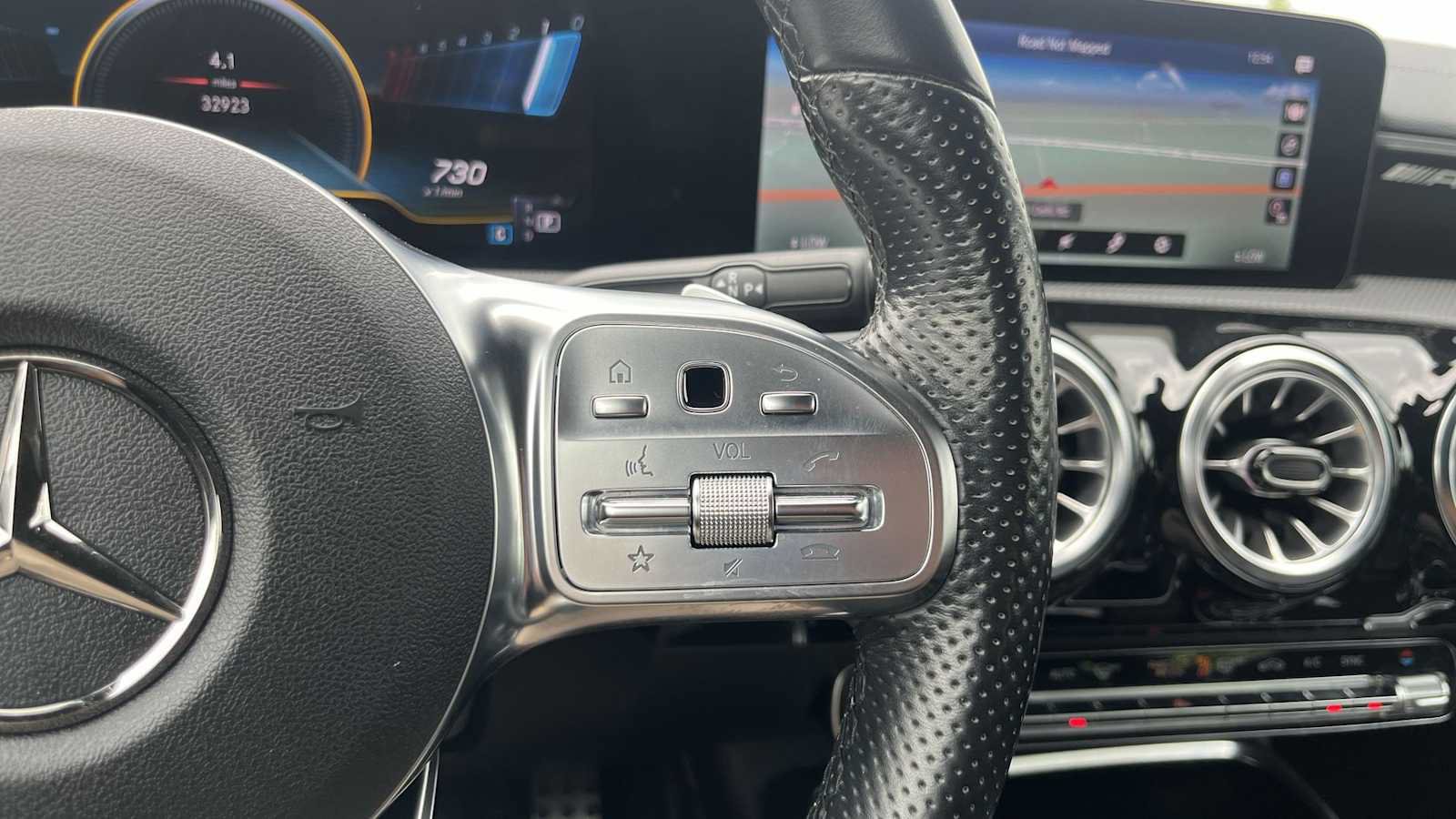 Certified 2022 Mercedes-Benz CLA 35 AMG 4MATIC image 41