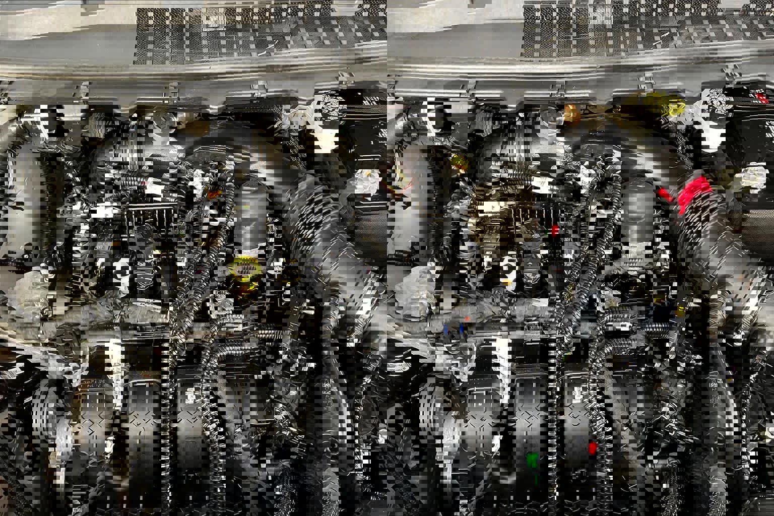 Used 2024 Ford Edge Titanium image 30