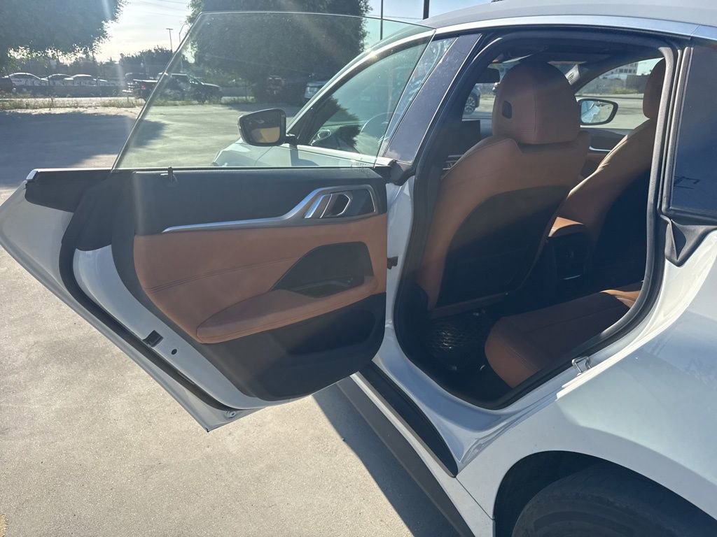 Used 2023 BMW i4 eDrive40 w/ Premium Package RWD image 15