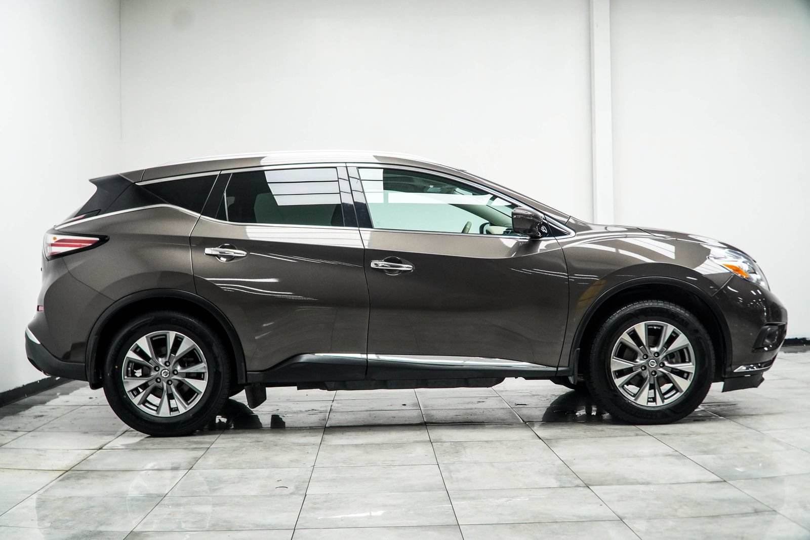 Used 2017 Nissan Murano SL w/ SL Technology Package FWD image 7