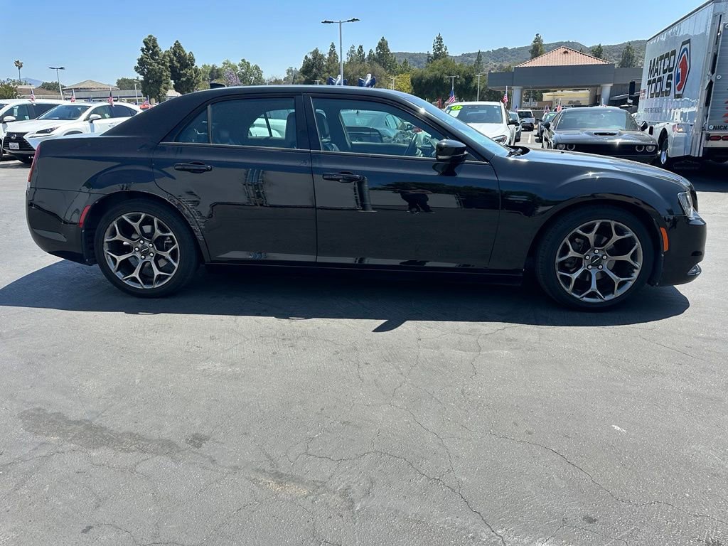 Used 2016 Chrysler 300 S w/ 300S Premium Group RWD image 5