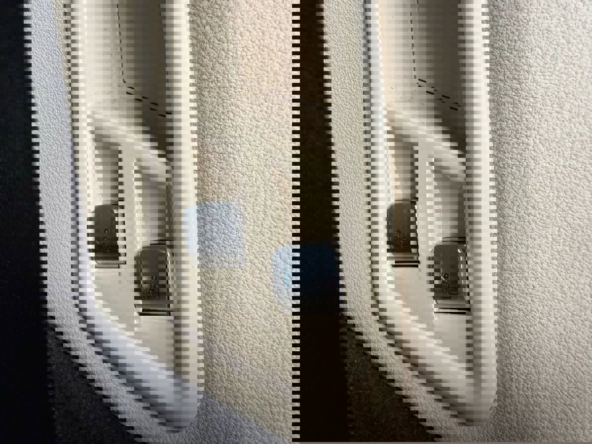 Used 2021 BMW X7 xDrive40i w/ Executive Package image 49