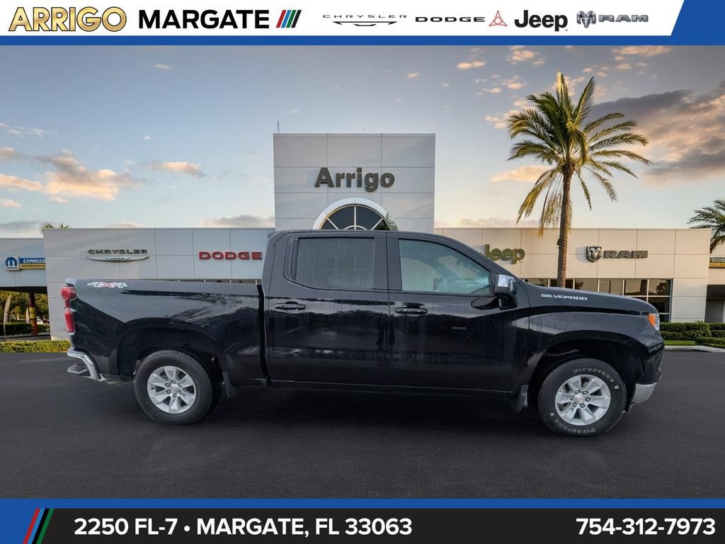 Used 2024 Chevrolet Silverado 1500 LT w/ Safety Package AWD/4WD image 8