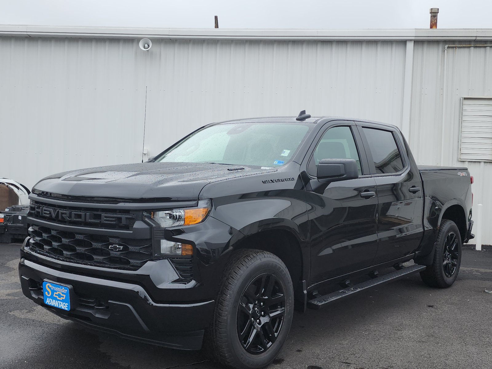 New 2026 Chevrolet Silverado 1500 Custom AWD/4WD image 1