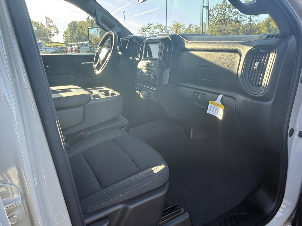 New 2026 Chevrolet Silverado 2500 Custom w/ Custom Value Package image 22
