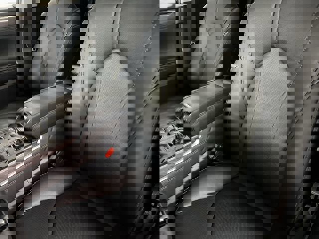 Used 2024 Toyota Highlander Limited image 19