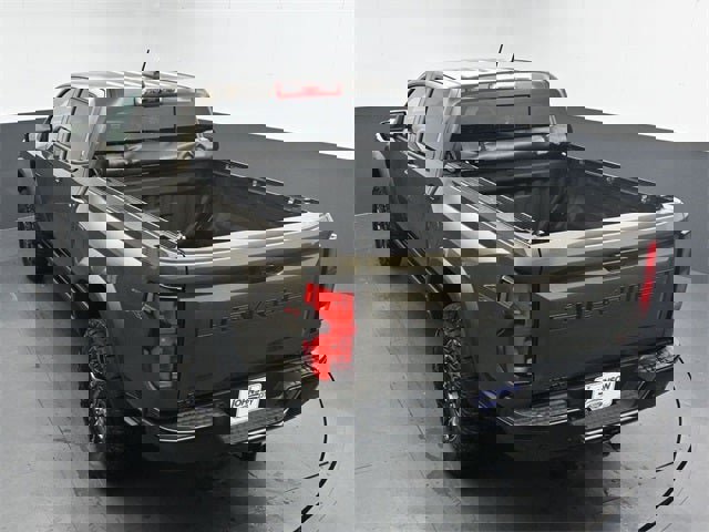 Used 2025 Chevrolet Colorado ZR2 w/ Technology Package image 20