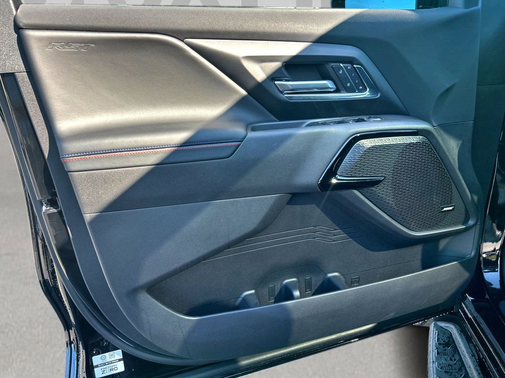 New 2024 Chevrolet Silverado EV RST AWD/4WD image 18