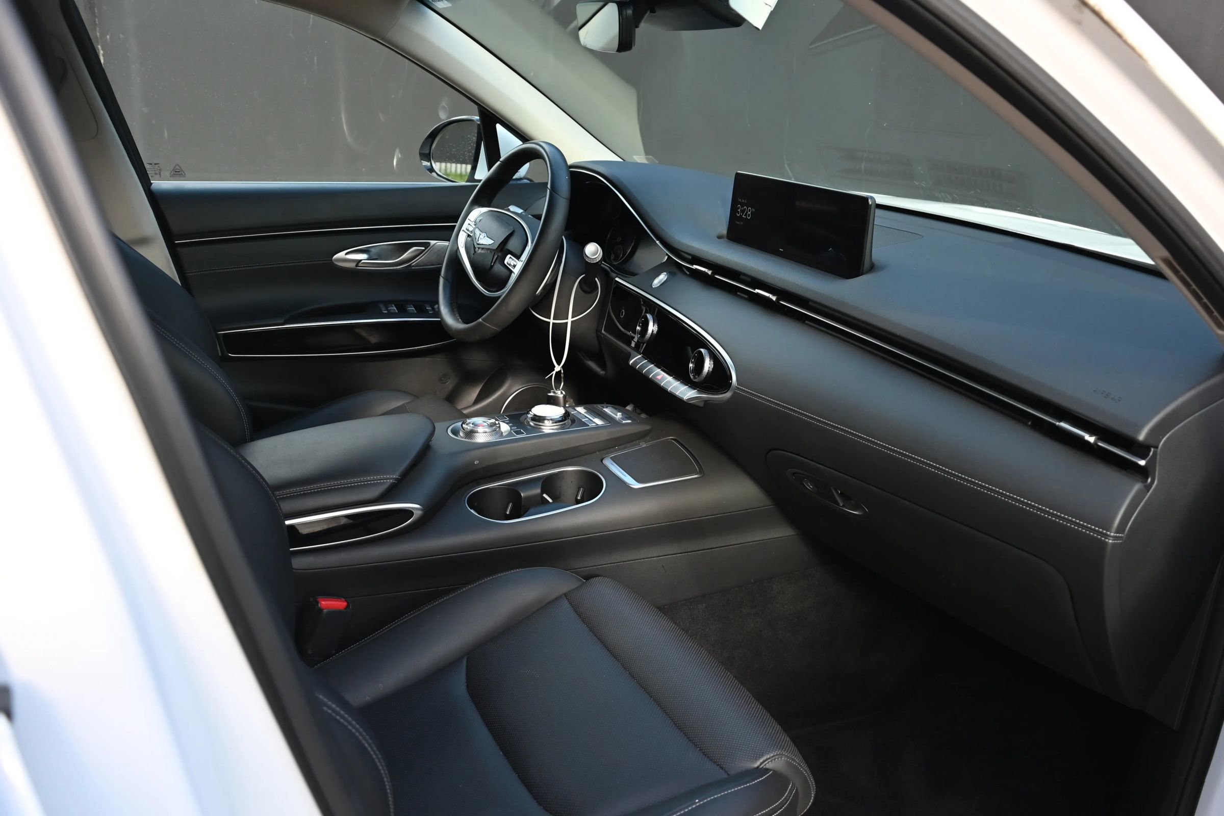 Used 2025 Genesis GV70 2.5T image 18