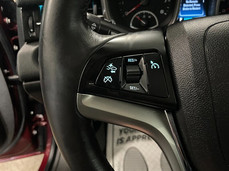 Used 2015 Chevrolet Malibu LTZ FWD image 14