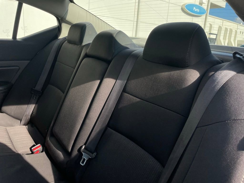 Used 2024 Nissan Altima 2.5 SV image 40