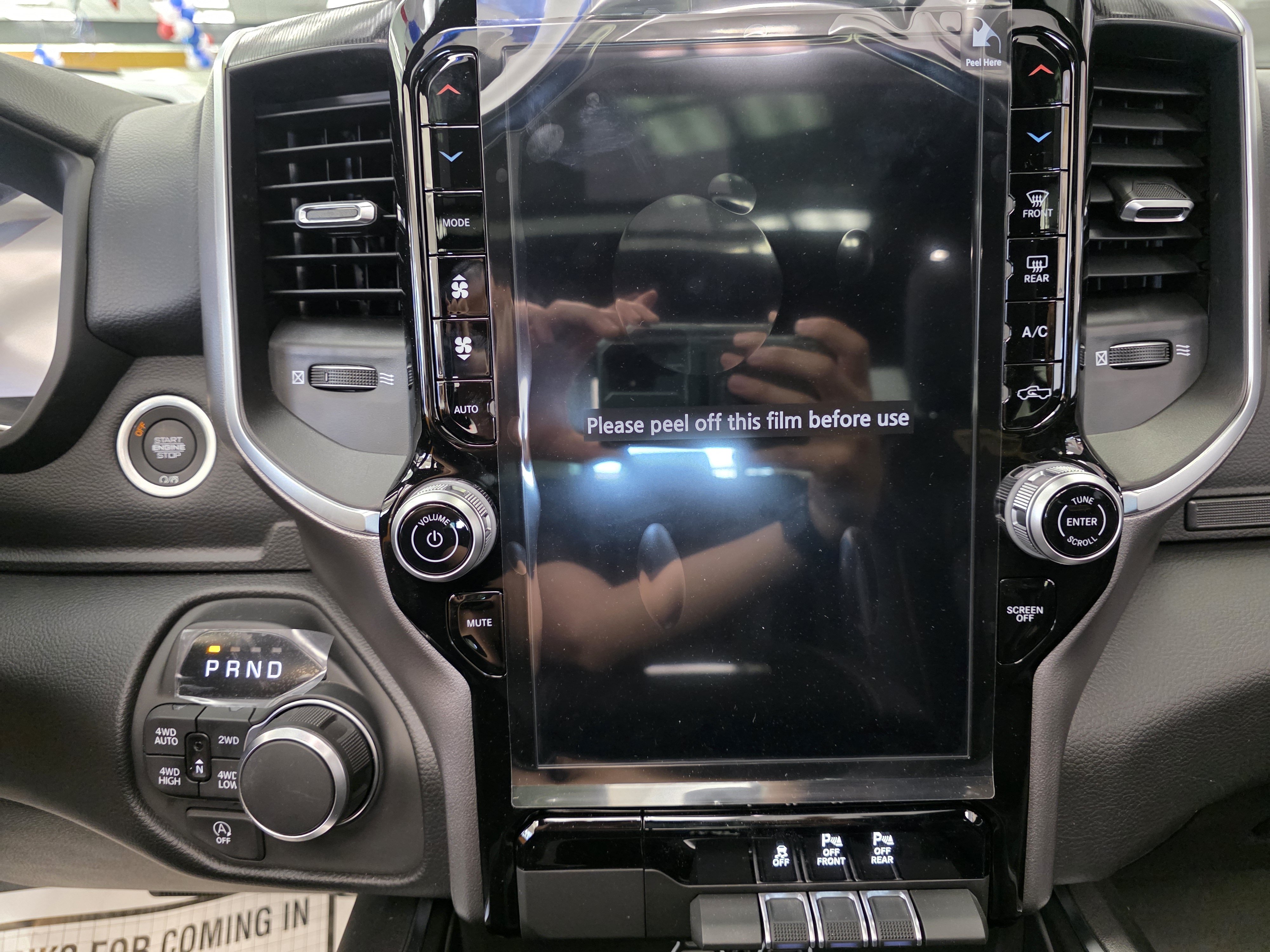 New 2026 RAM 1500 Big Horn AWD/4WD image 14