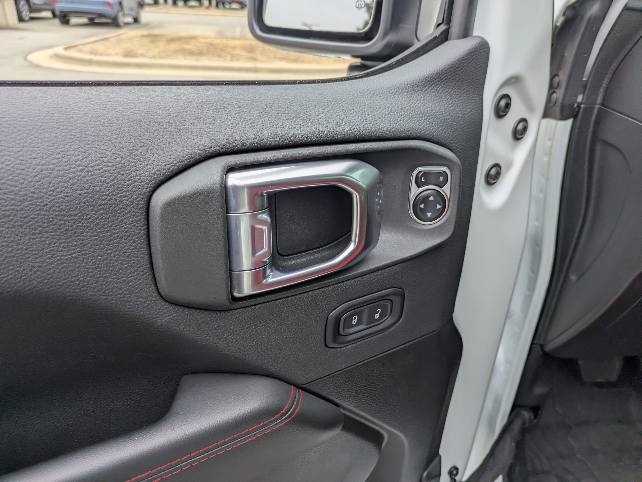 Used 2024 Jeep Wrangler Unlimited Rubicon 392 image 17