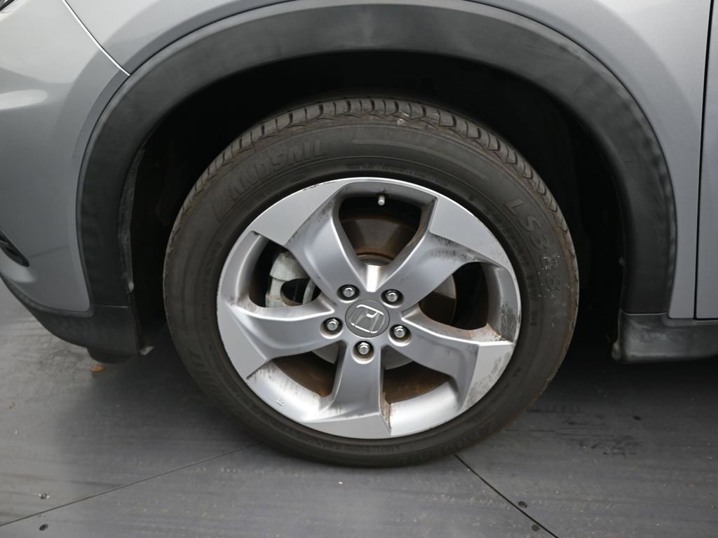 Used 2021 Honda HR-V LX image 9
