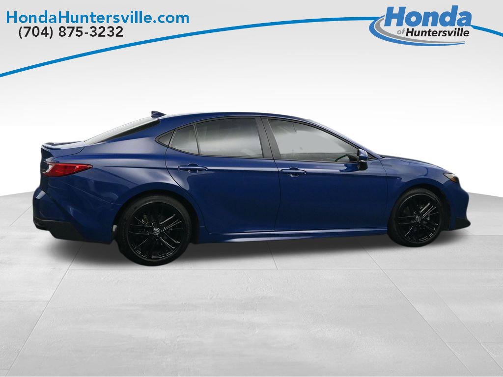 Used 2025 Toyota Camry SE w/ Multimedia Upgrade Package FWD image 5