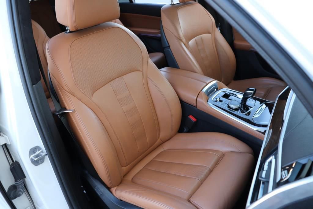 Used 2021 BMW X7 xDrive40i w/ M Sport Package image 36