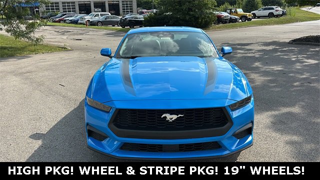 New 2025 Ford Mustang Coupe image 5