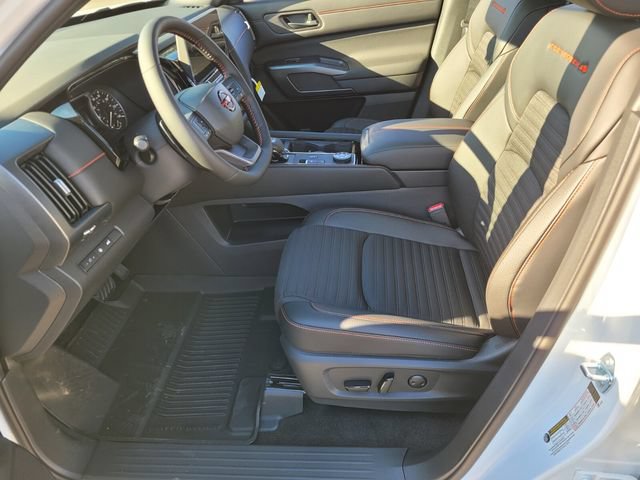 New 2026 Nissan Pathfinder Rock Creek w/ Rock Creek Premium Package AWD/4WD image 11