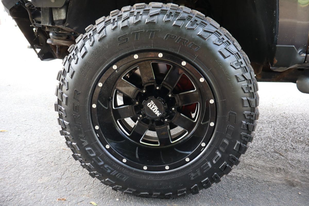 Used 2015 Chevrolet Silverado 2500 LTZ w/ Duramax Plus Package AWD/4WD image 41