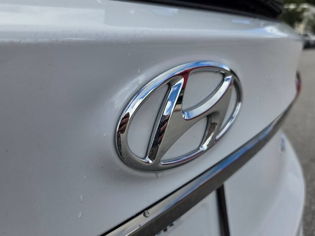 Used 2020 Hyundai Santa Fe Limited FWD image 14