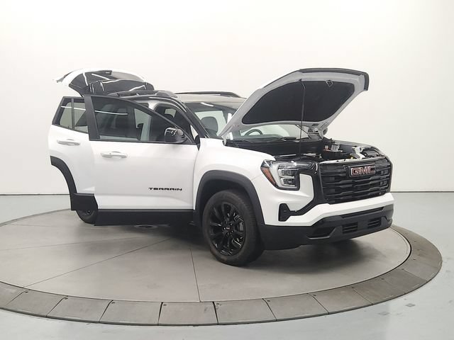 Used 2026 GMC Terrain Elevation w/ Black Edition AWD/4WD image 11