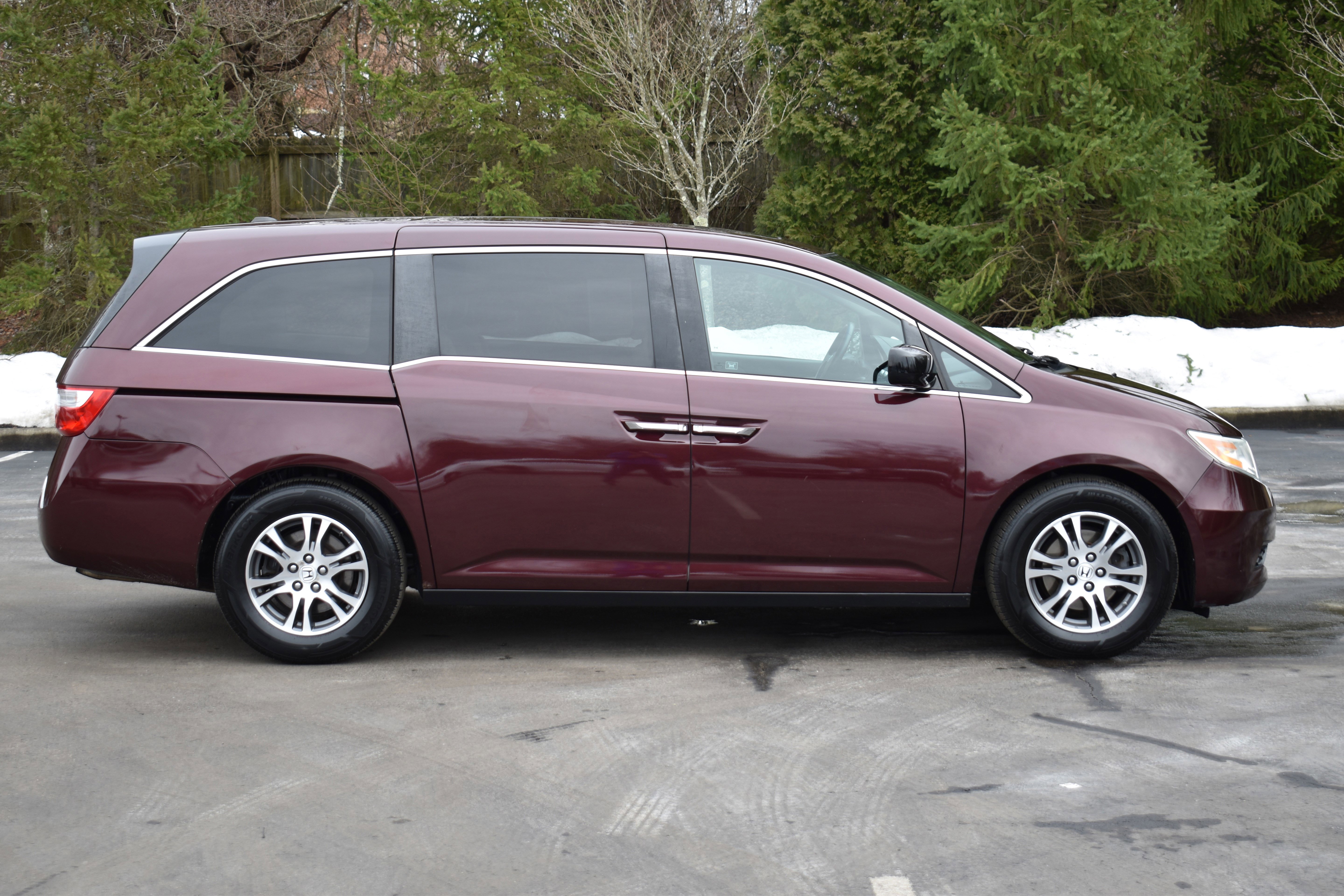 Used 2011 Honda Odyssey EX-L image 35