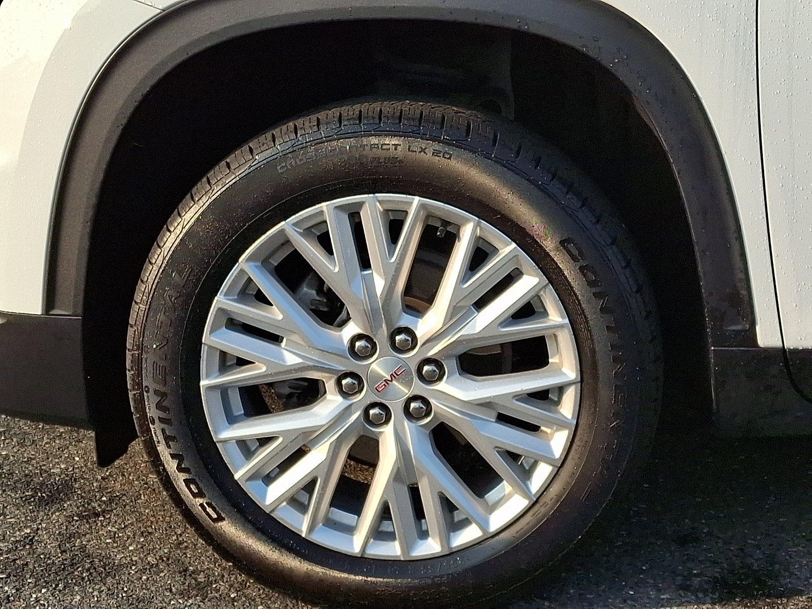 Certified 2024 GMC Acadia Elevation AWD/4WD image 8