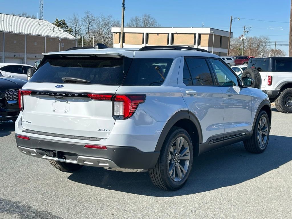 New 2026 Ford Explorer Active w/ Active Comfort Package image 8