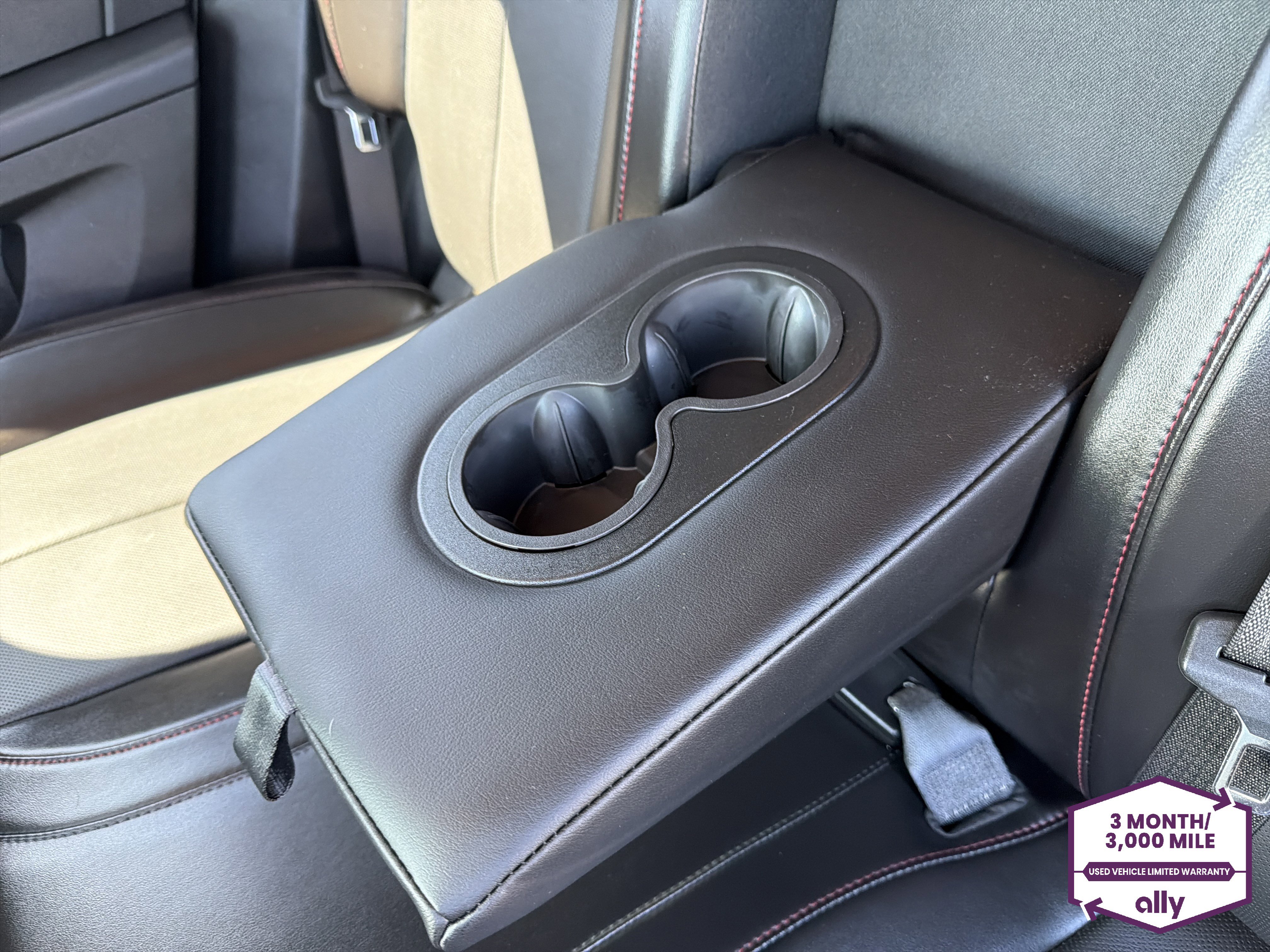 Used 2016 Chevrolet Equinox LTZ w/ Enhanced Convenience Package AWD/4WD image 12