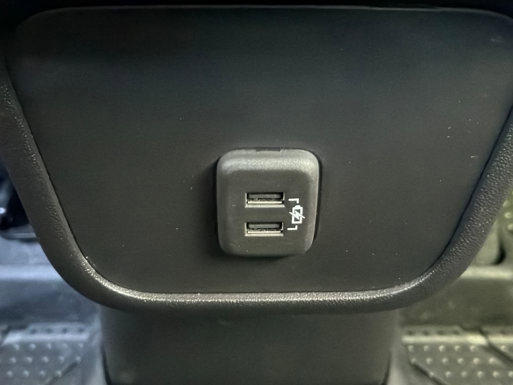 Used 2024 Chevrolet Equinox LT w/ LPO, Floor Liner Package image 30