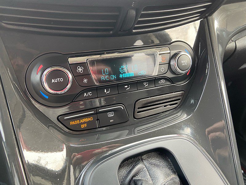 Used 2016 Ford Escape Titanium AWD/4WD image 16