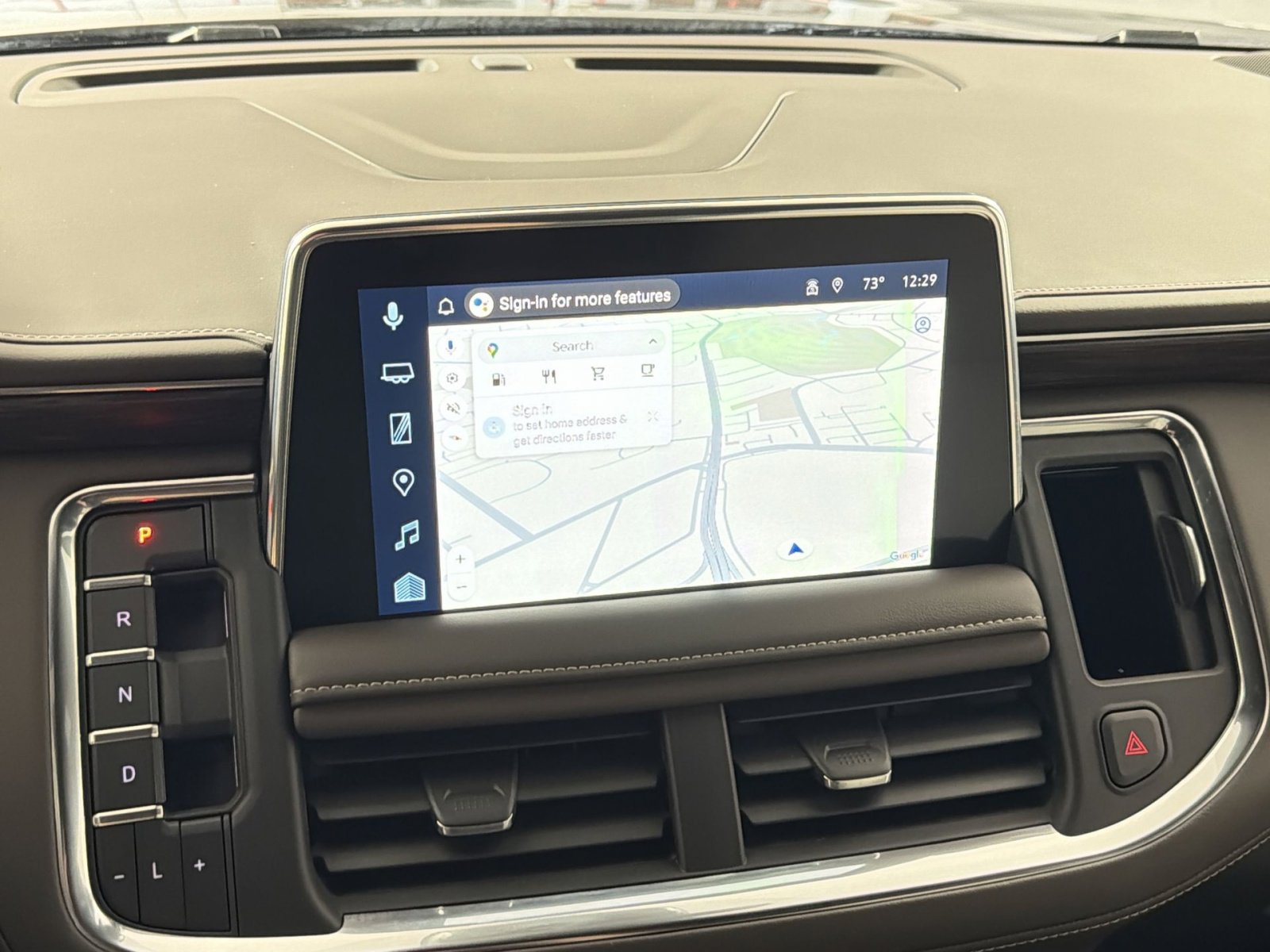 Used 2024 Chevrolet Suburban Z71 w/ Off-Road Capability Package image 20