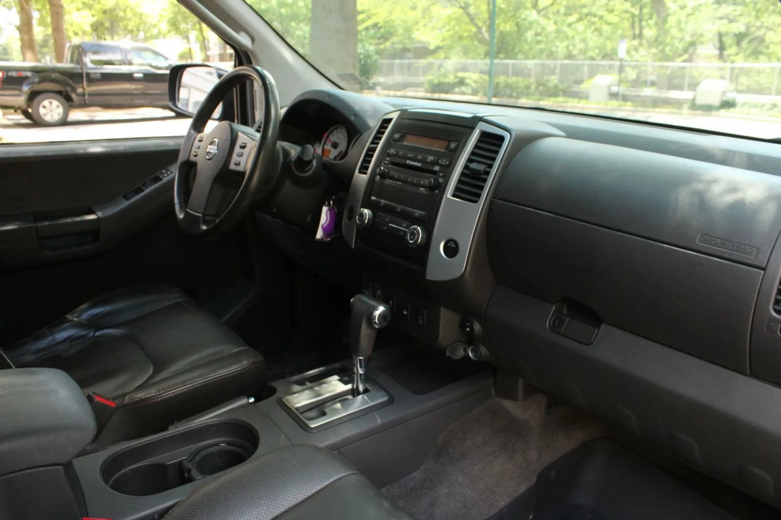 Used 2012 Nissan Xterra PRO-4X w/ Pro-4x Leather Pkg AWD/4WD image 25