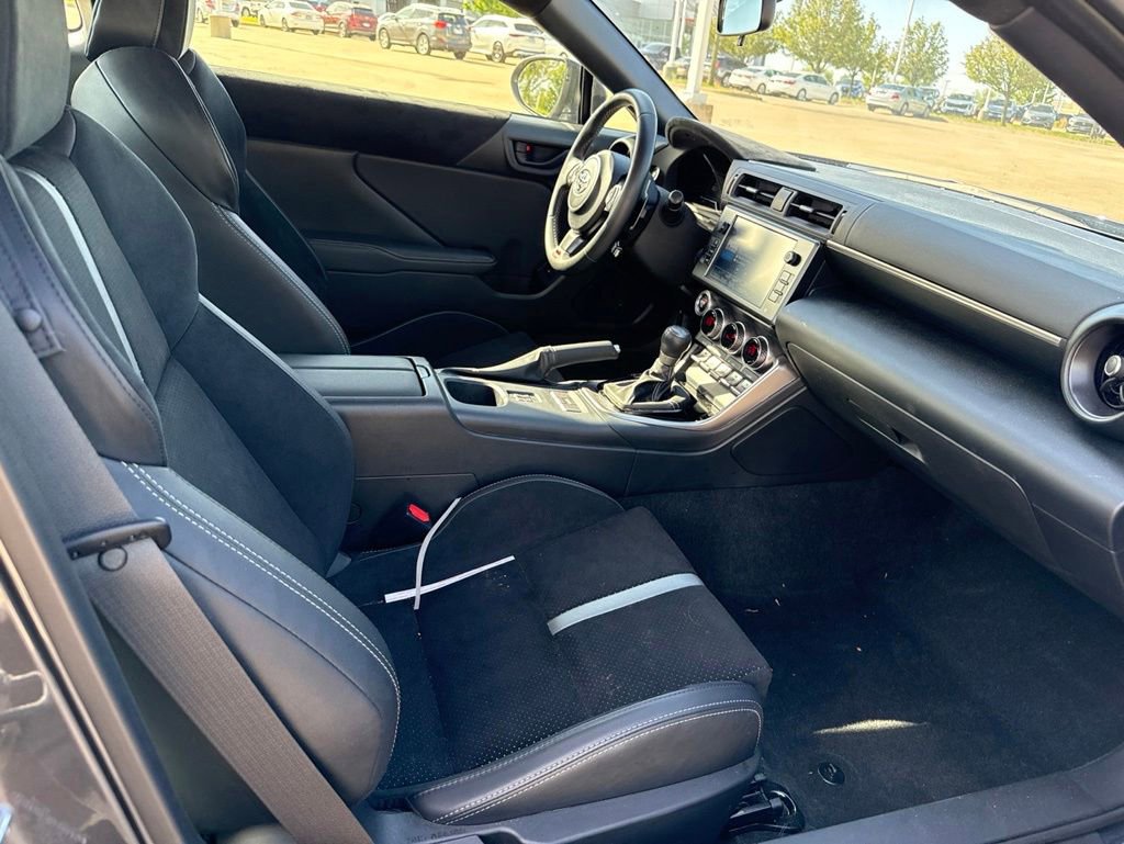 Used 2024 Toyota GR86 Premium w/ Performance Package RWD image 6