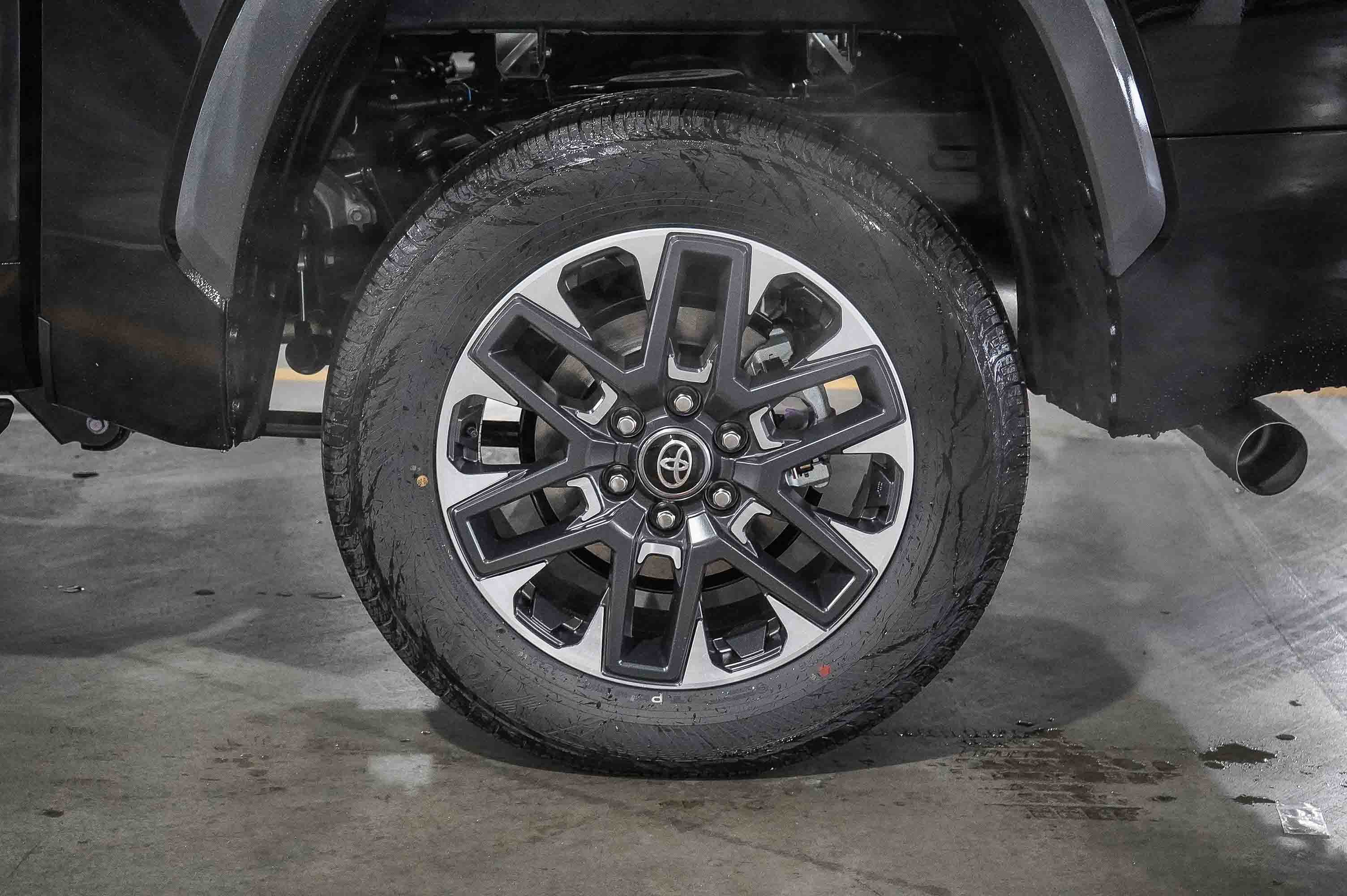 New 2026 Toyota Tundra Limited image 6