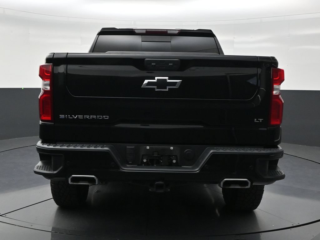 Used 2024 Chevrolet Silverado 1500 LT Trail Boss w/ Convenience Package II AWD/4WD image 4