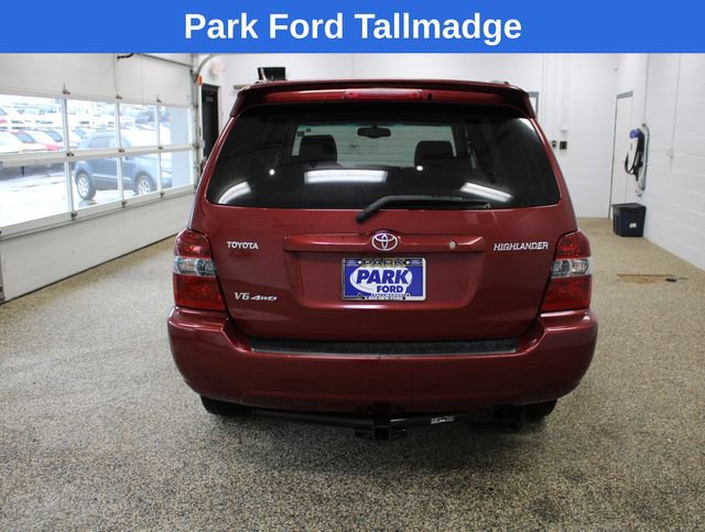 Used 2005 Toyota Highlander Limited AWD/4WD image 4