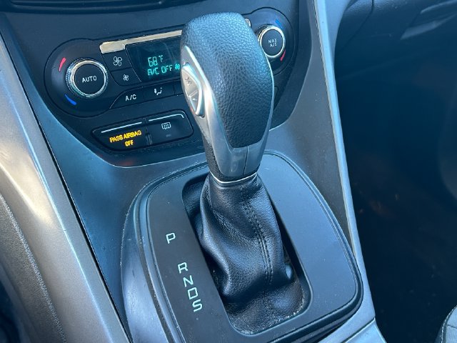 Used 2015 Ford Escape SE w/ Equipment Group 201A AWD/4WD image 15