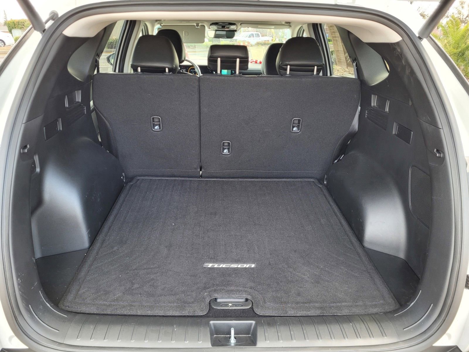 Certified 2025 Hyundai Tucson Limited image 33