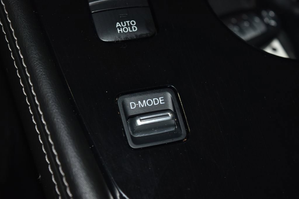 Certified 2021 Nissan Rogue SL w/ Premium Package image 16