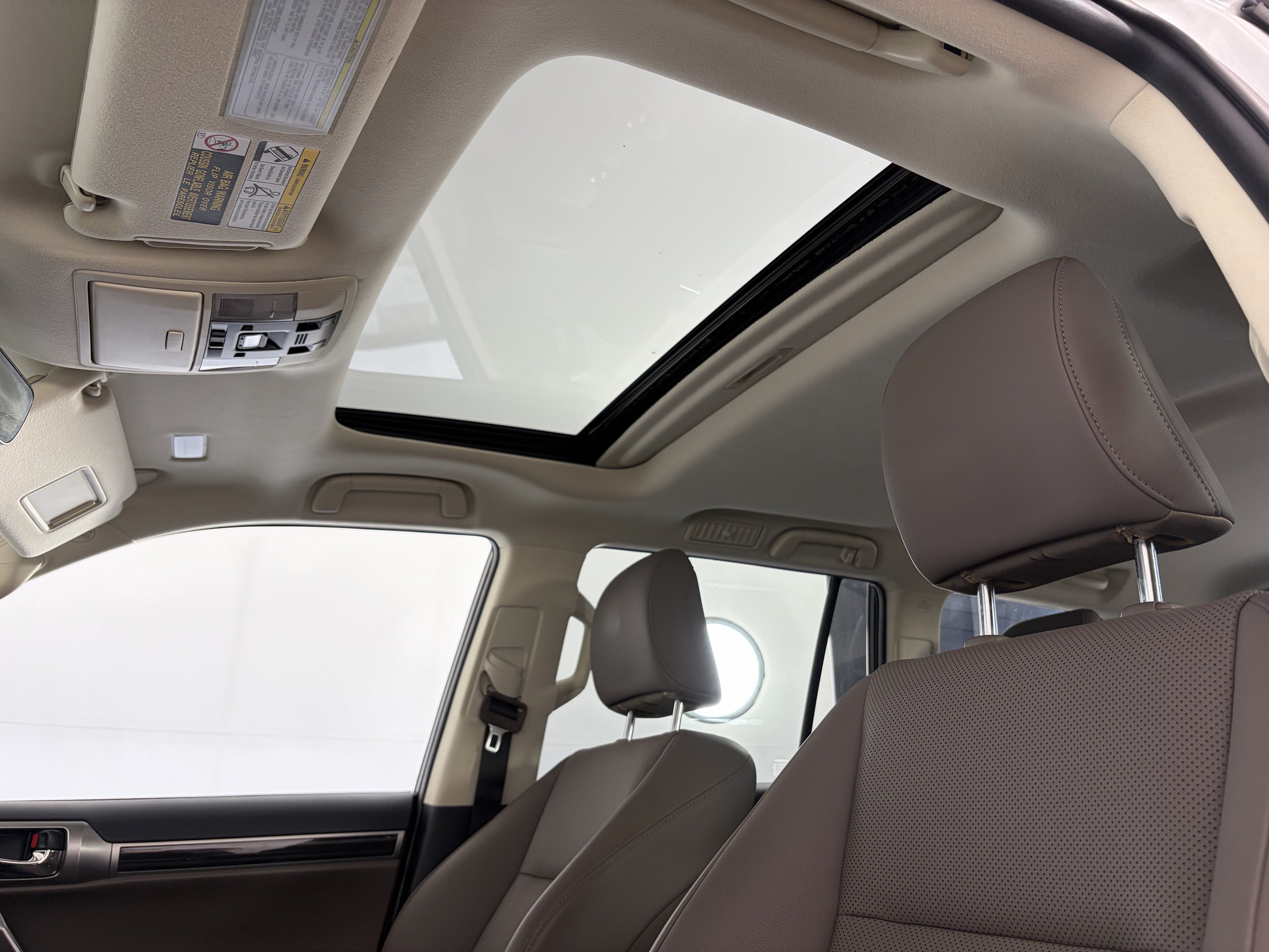 Used 2022 Lexus GX 460 Premium w/ Premium Package AWD/4WD image 18