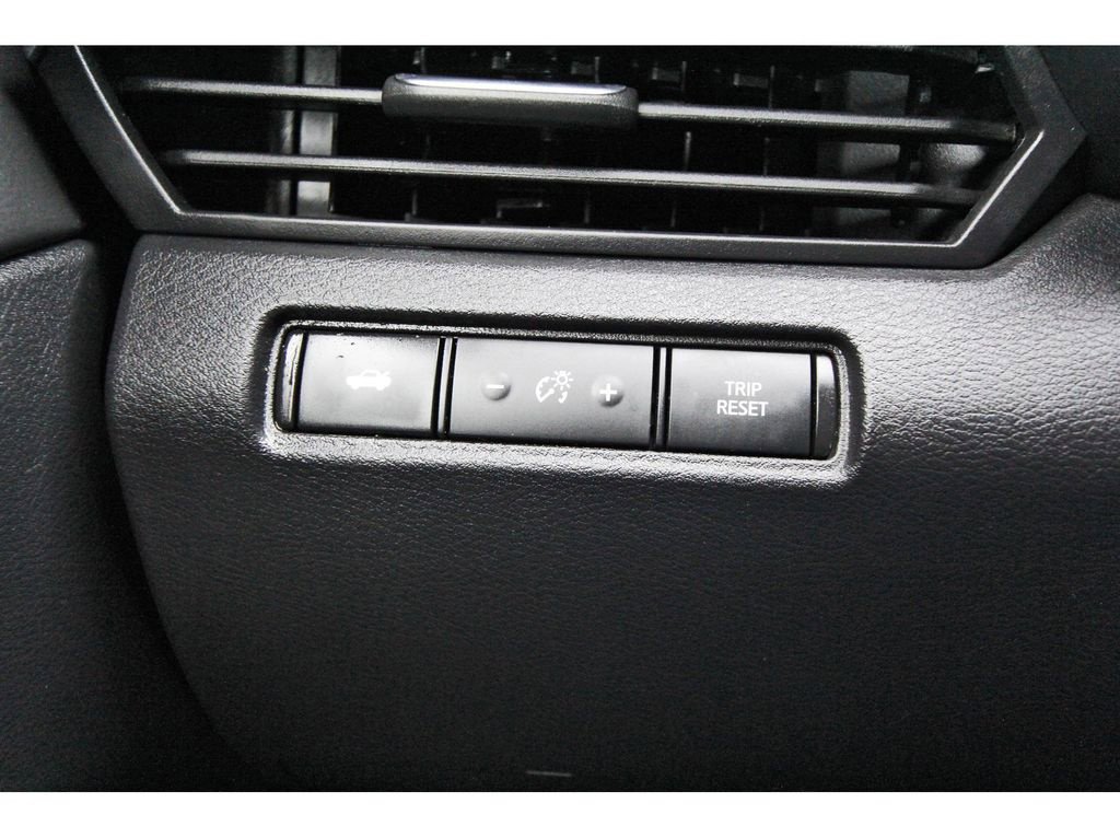 Used 2024 Nissan Altima 2.5 SR w/ SR Premium Package FWD image 19