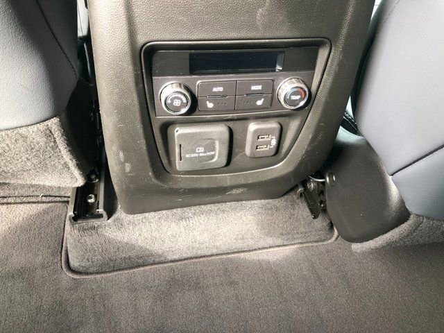 Used 2024 Buick Enclave Premium image 25