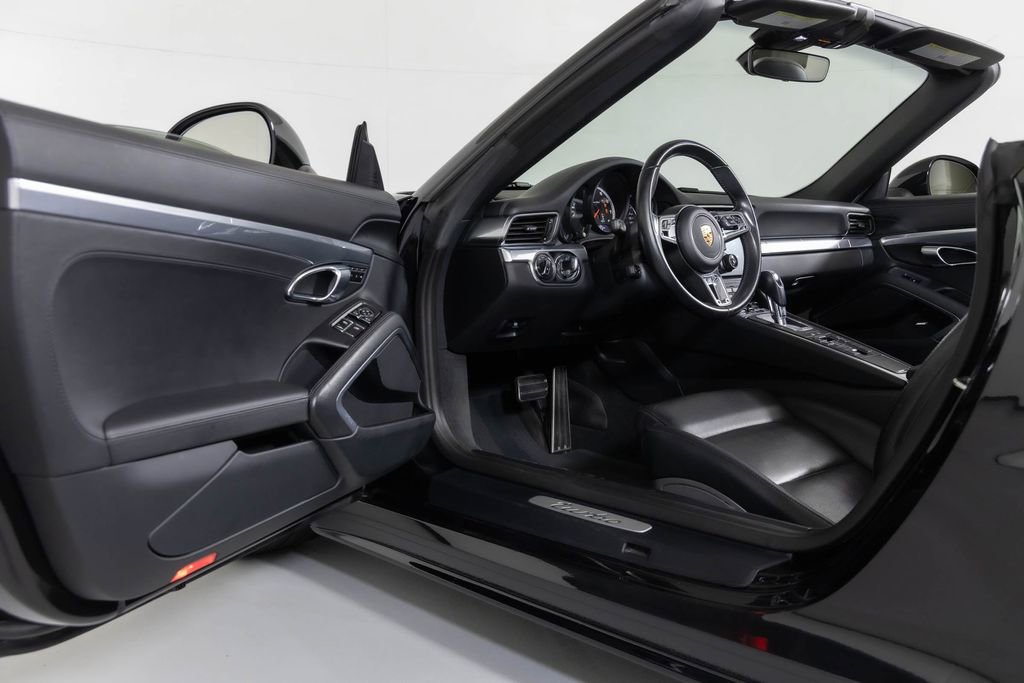 Used 2019 Porsche 911 Turbo AWD/4WD image 26