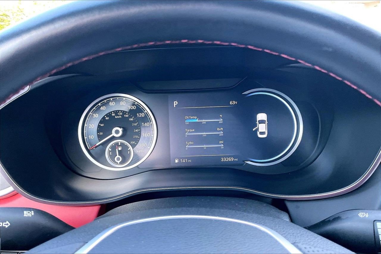 Used 2023 Genesis G70 3.3T w/ Sport Prestige Package image 11