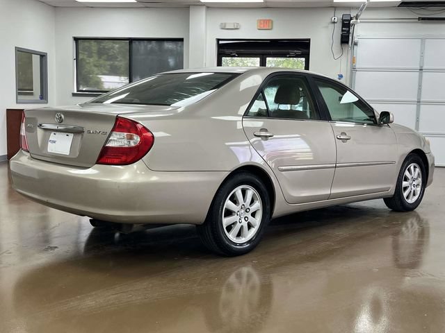Used 2004 Toyota Camry XLE FWD image 5