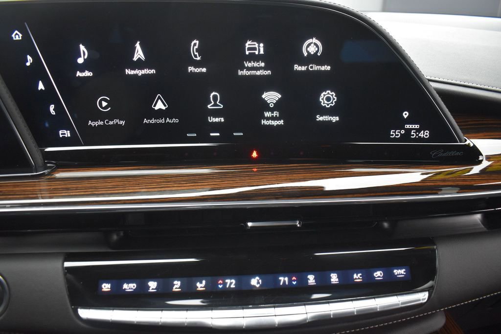 Used 2022 Cadillac Escalade Premium Luxury AWD/4WD image 21