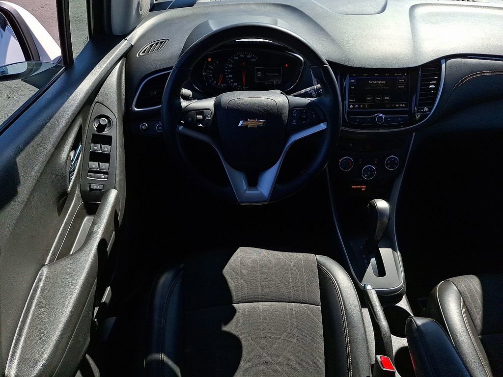 Used 2022 Chevrolet Trax LT w/ Sport Edition AWD/4WD image 13
