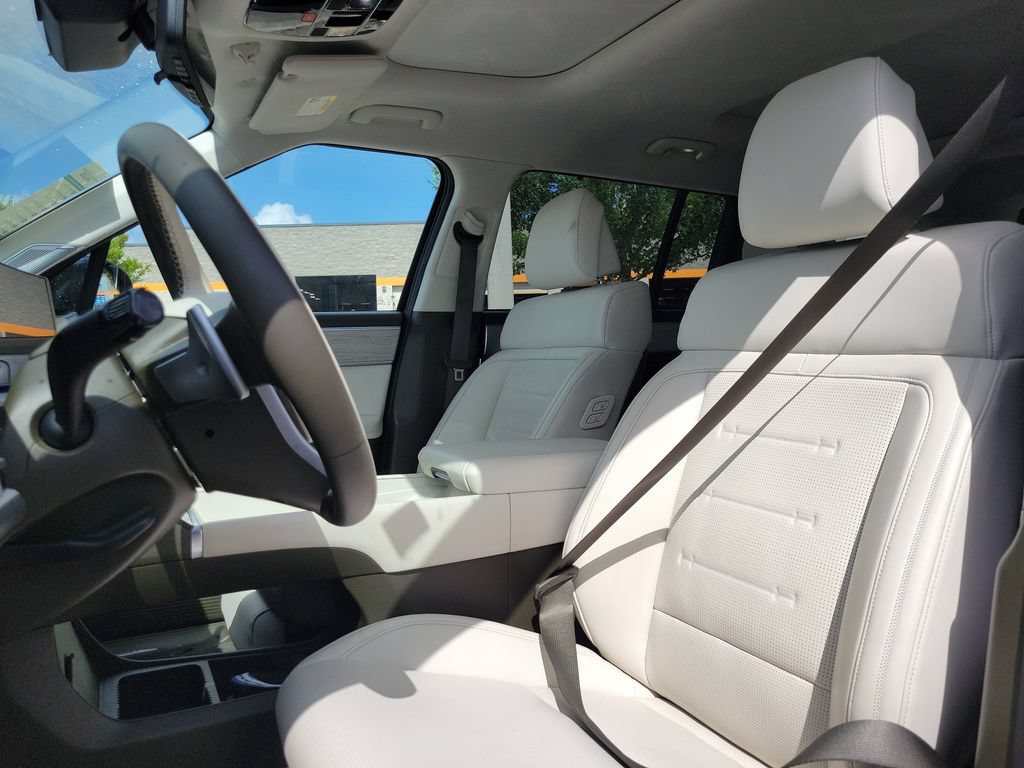 Used 2024 Hyundai Santa Fe Calligraphy AWD/4WD image 17